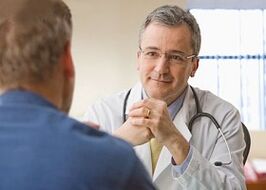 Apelar a um especialista com sintomas de prostatite
